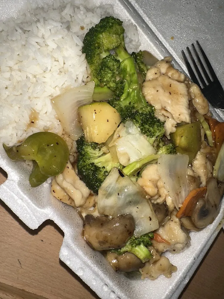 Steamed Chicken with Mixed Vegetables